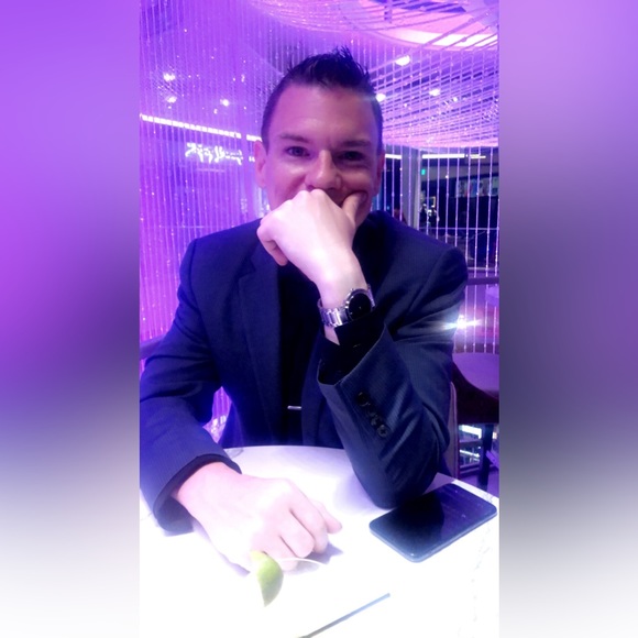 Meet the Posher, Gene - Picture 2 of 16